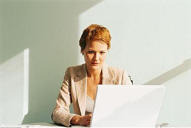 《女神异闻录4U2》重制版多种模式新情报 玩法多样